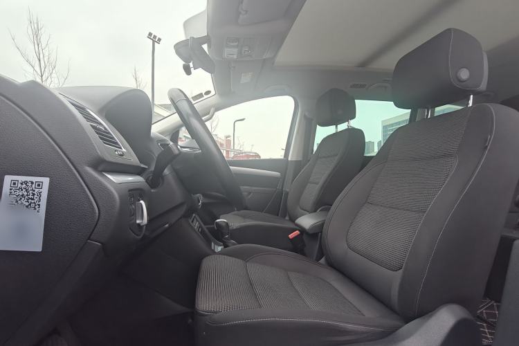 Used Volkswagen Sharan 2016 380TSI Comfort Edition 7-Seater
