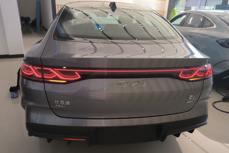 Used BYD Qin L 2025 DM-i Smart Drive 120KM Superior Model
