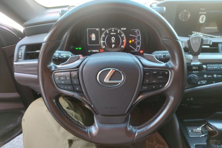 TDK.VehicleDetails.img