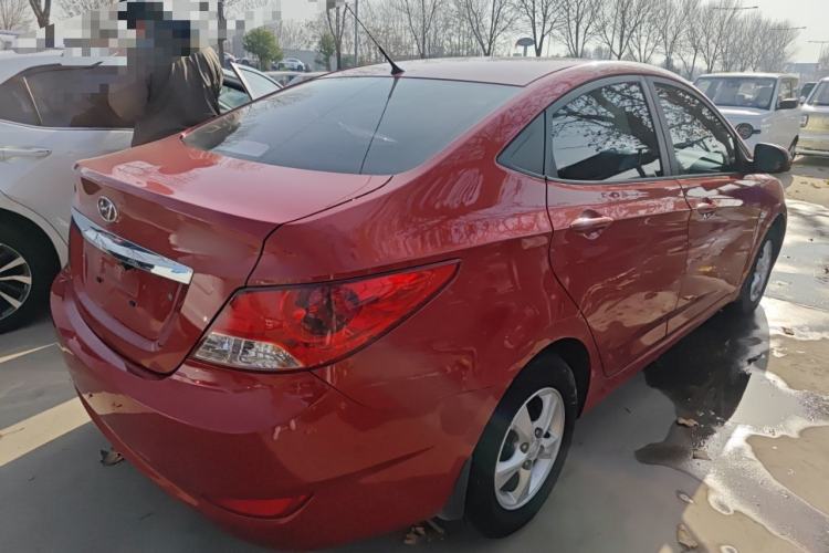 Used Hyundai Verna 2010 Sedan 1.4L Automatic Fashionable GT Model
