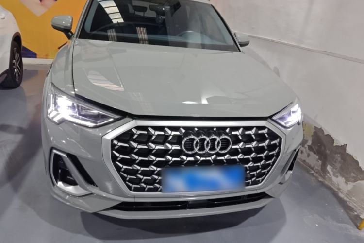 Used Audi Q3 2024 35 TFSI Fashion Dynamic Edition
