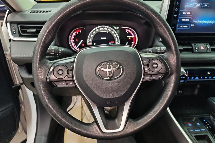 Used Toyota RAV4 2020 2.0L CVT Two-Wheel Drive Fashion Edition