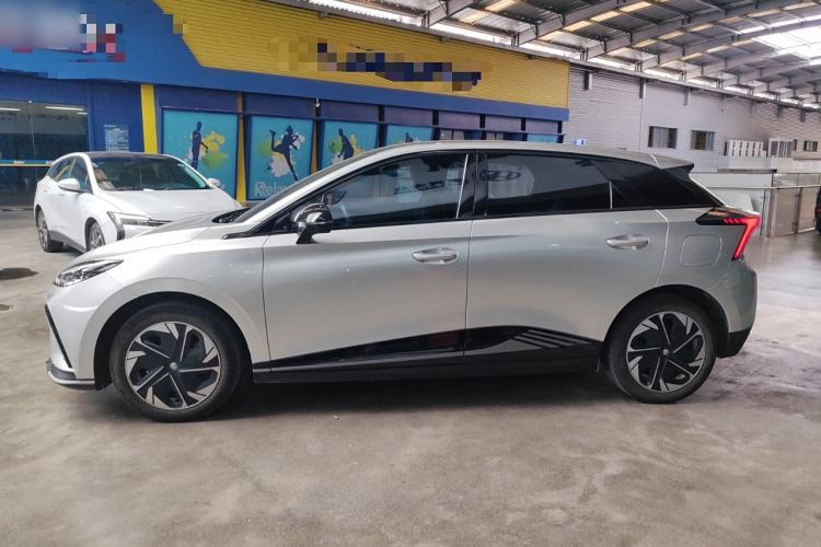 Used MG 4 EV 2022 520 km Flagship Edition