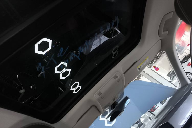 Used Volkswagen Tayron X 2020 330TSI Two-Wheel Drive Luxury Smart Connectivity Version
