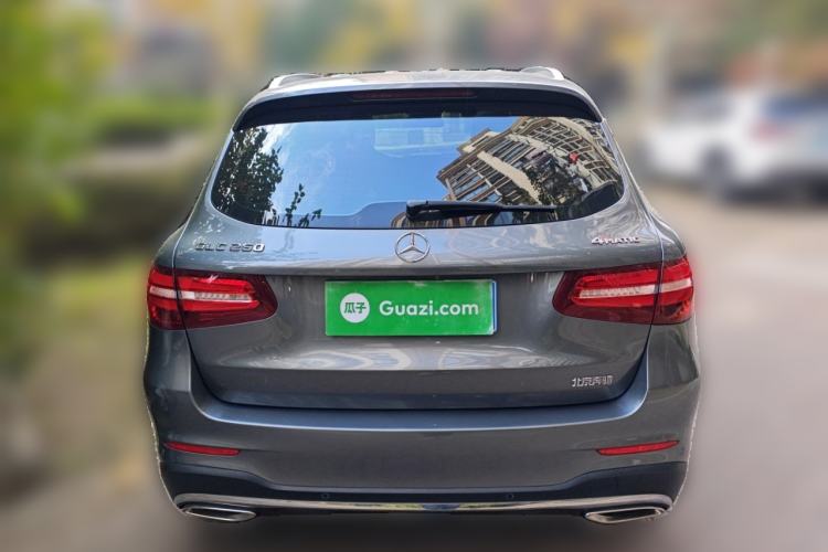 Used Mercedes-Benz GLC 2017 GLC 260 4MATIC Luxury Model
