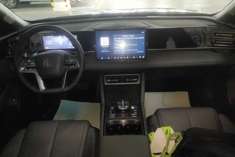 Used BYD Qin L 2025 DM-i Smart Drive 120KM Leading Model