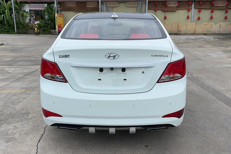 Used Hyundai Verna 2014 1.4L Manual Smart GLS Trim
