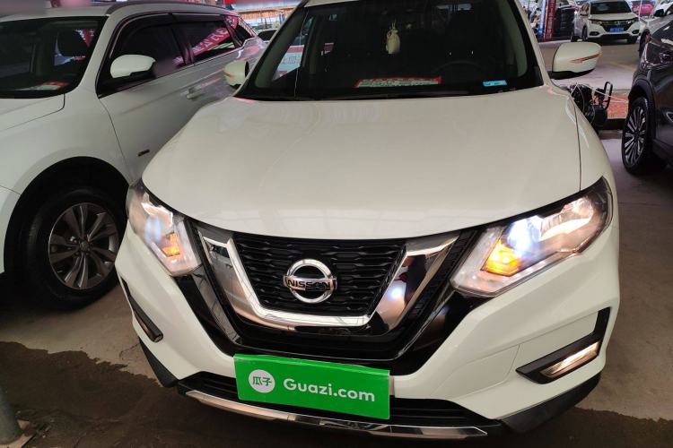 Used Nissan X-Trail 2017 2.5L CVT Leading Edition 4WD
