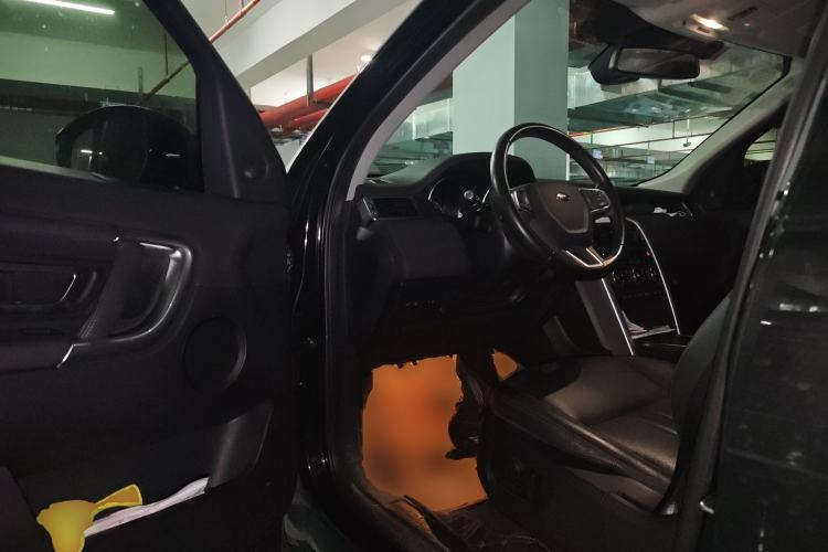 Used Land Rover Discovery Sport 2018 240 PS HSE Version
