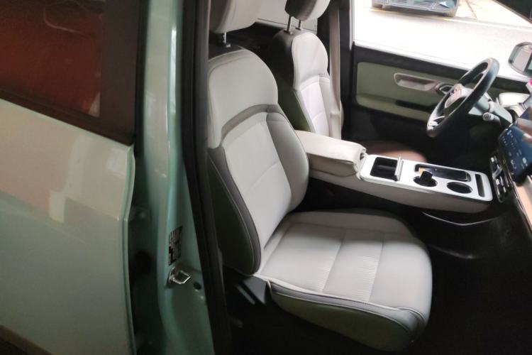 Used AION Y 2023 Plus 510 Enjoy Edition