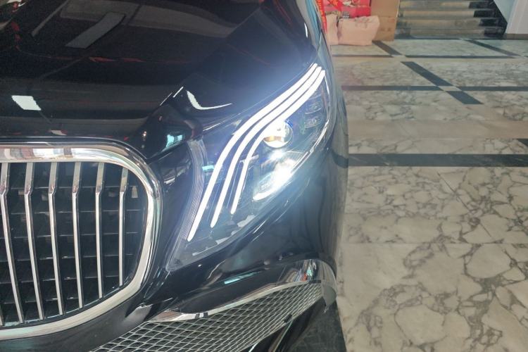 Used Mercedes-Benz Vito 2023 2.0T Elite Version 7 Seats
