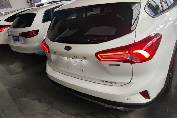 Used Ford Focus 2021 EcoBoost 180 Automatic Hunter Edition