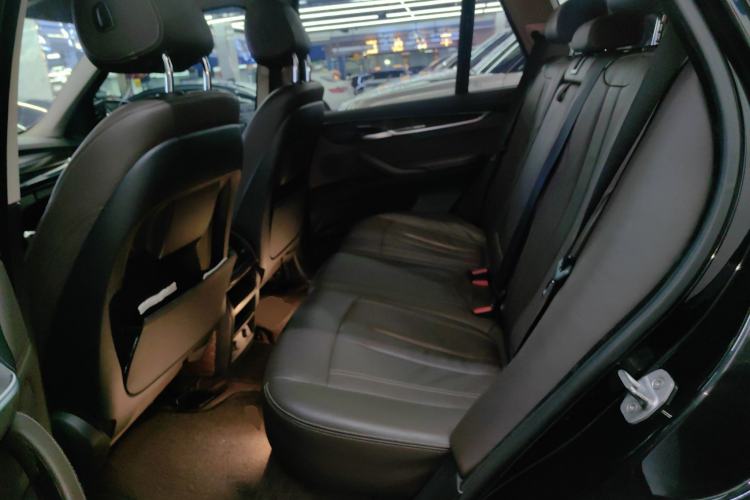 Used BMW X5 2017 xDrive28i
