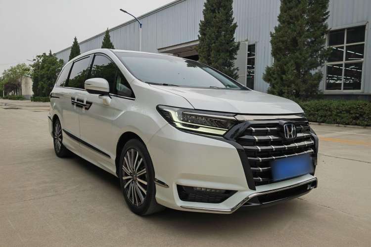 Used Honda Elysion 2022 2.0L eHEV Luxury Edition
