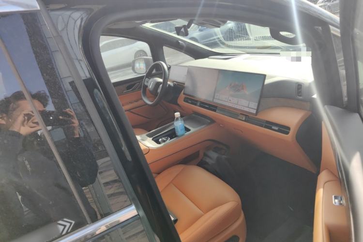 Used Wey Gaoshan 2025 Four-Wheel Drive Alpine 8