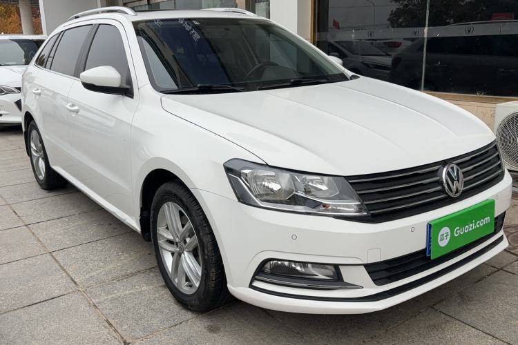 Used Volkswagen Gran Lavida 2015 1.6L Automatic Comfort Edition
