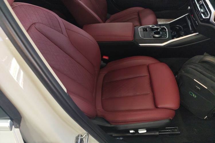 Used BMW i3 2022 eDrive 35 L
