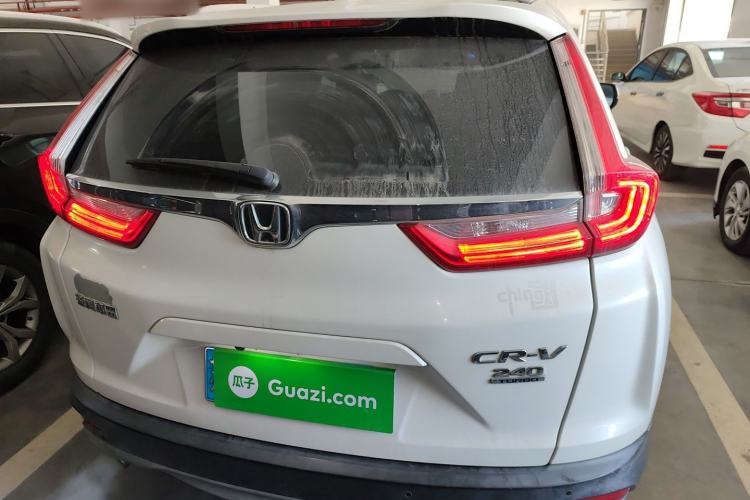 Used Honda CR-V 2017 240TURBO CVT Front-Wheel Drive Fashion Edition