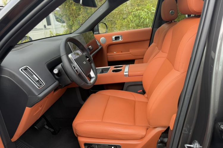 Used Li Auto L8 2024 PRO Model
