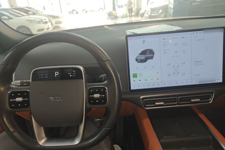 Used Li Auto L7 2023 Pro Model
