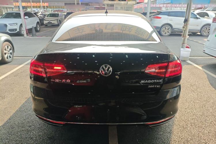 Used Volkswagen Magotan 2017 380TSI DSG Luxury Model