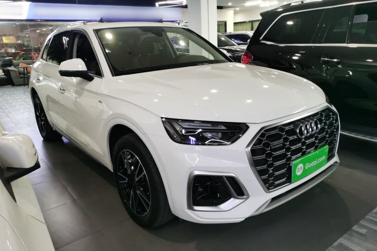 Used Audi Q5L 2022 40T Fashionable and Dynamic Model
