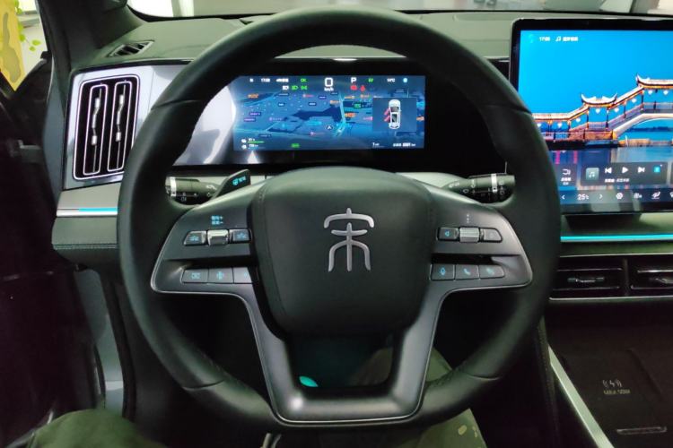 Used BYD Song L DM-i 2025 Intelligent Driving Version 112 km Beyond-Range Type
