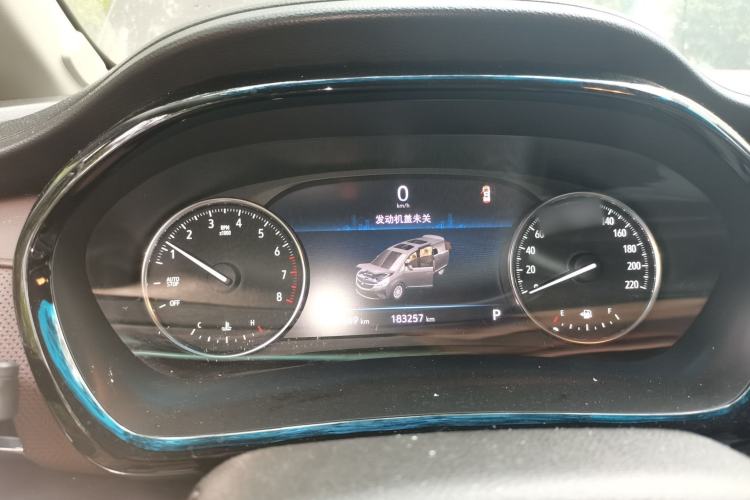 Used Buick GL8 2020 Land Business Class 652T Luxury Model
