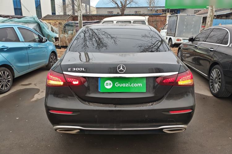 Used Mercedes-Benz E-Class 2018 Facelift E 300 L Luxury Edition