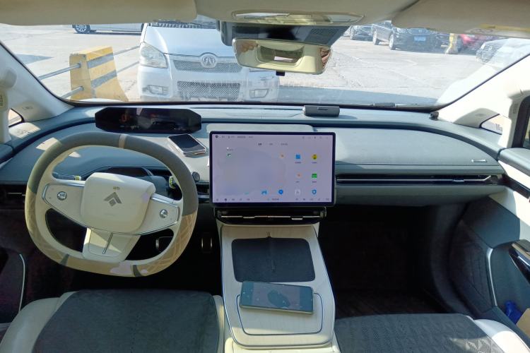 Used  GT 2023 560 Rear-Drive Tech Edition