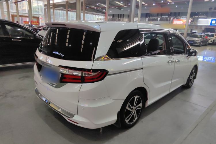 Used Honda Odyssey 2015 Updated Version 2.4L Smart Edition