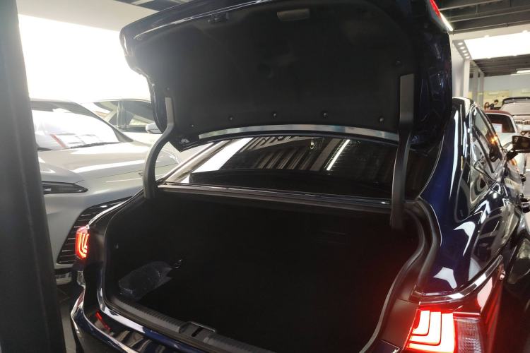 Used Lexus ES 2022 200 Luxury Edition
