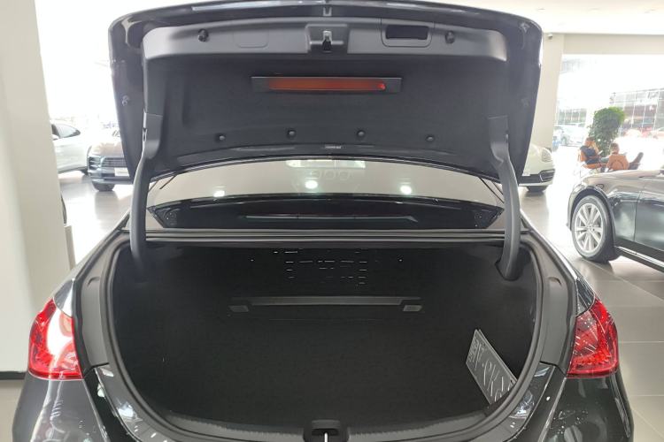 Used Mercedes-Benz C-Class 2023 Second Facelift C 260 L Sport Edition
