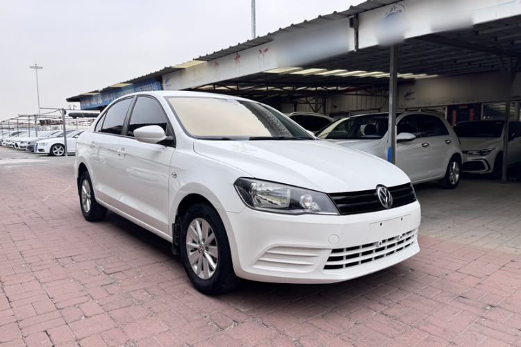 Used Volkswagen Jetta 2015 Value Edition 1.6L Manual Fashionable Style
