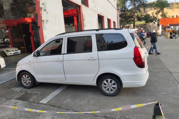 Used Wuling Hongguang 2014 1.5L S Standard Version
