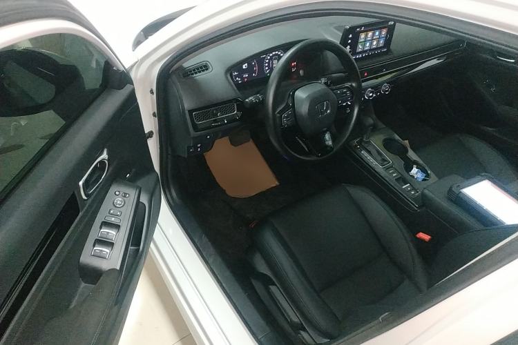 Used Honda Civic 2022 240TURBO CVT Dynamic Edition
