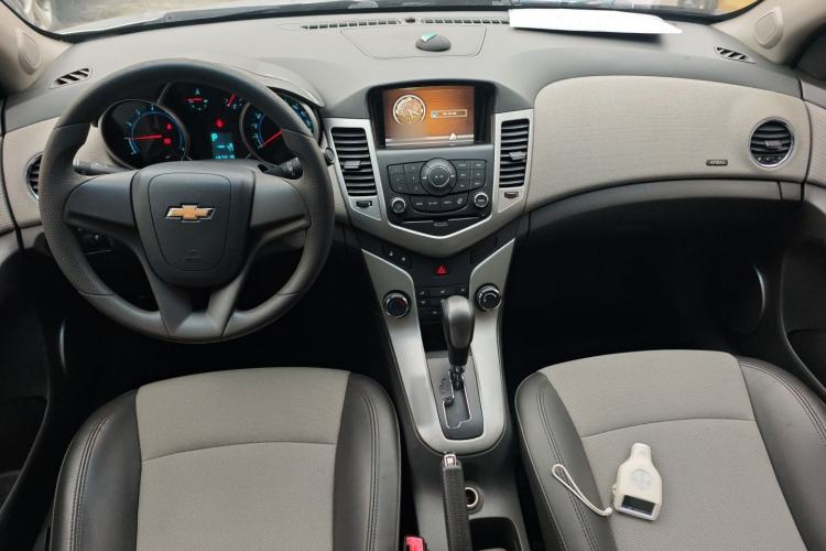 Used Chevrolet Cruze 2013 1.8L SE AT