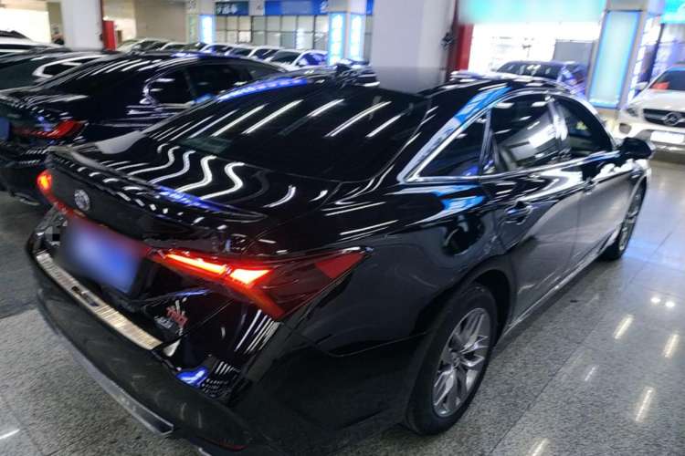 Used Toyota Avalon 2019 2.5L Ambition Version China VI Standard
