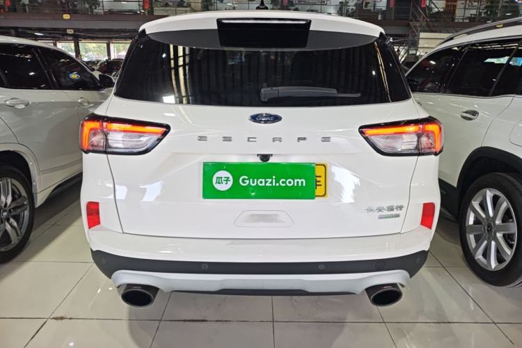 Used Ford Escape 2020 EcoBoost 245 Two-Wheel-Drive Titanium Edition
