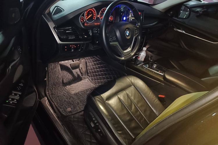 Used BMW X5 2014 xDrive35i Luxury Model
