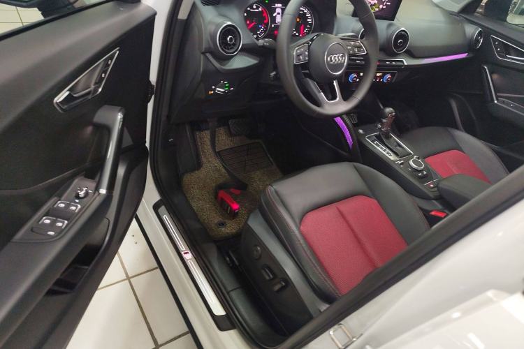 Used Audi Q2L 2020 35 TFSI Fashion Dynamic Model
