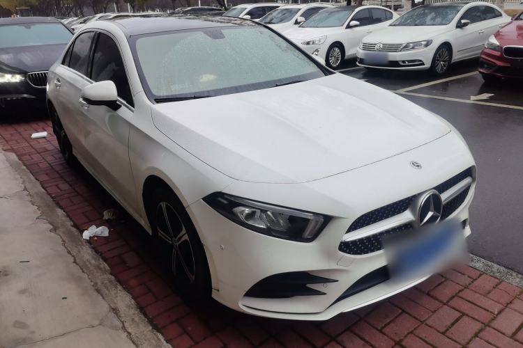 Used Mercedes-Benz A-Class 2022 Revised Version A 200 L Sport Sedan Fashionable Style