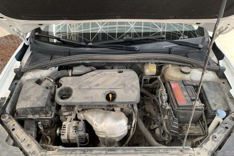 Used Roewe i5 2020 1.5L Automatic 4G Connect Luxury Flagship Edition
