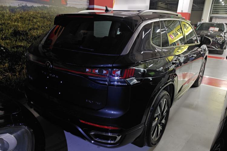 Used Volkswagen Tayron 2024 330TSI Two-Wheel Drive R-Line High-Energy Version
