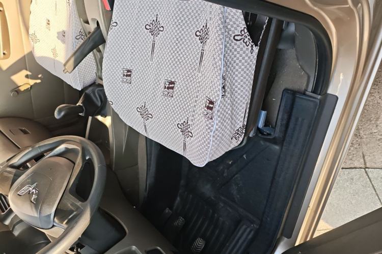 Used Wuling Rongguang V 2018 1.5L Practical Version