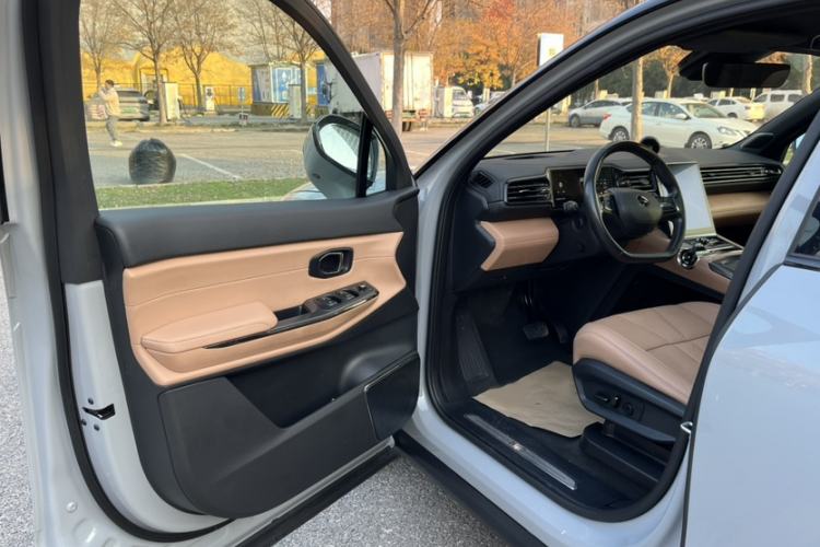 Used Nio ES8 2020 415 km Range 6-Seater Version
