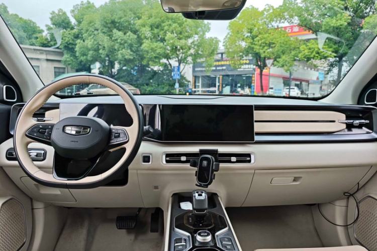 Used Geely Auto icon 2023 1.5TD Chocolate Luxe Edition
