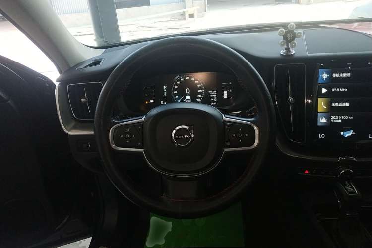 Used Volvo XC60 2018 T5 4x4 Zhiyi Edition
