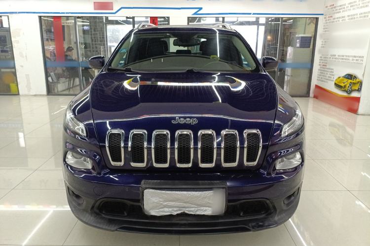 Used  Cherokee 2016 2.0L Superior Edition
