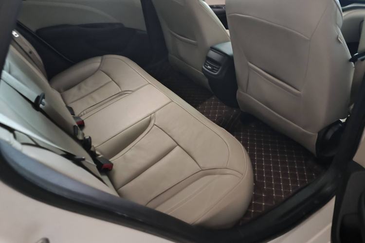 Used Buick GT 2018 15T Dual-Clutch Elite Model China V Standard
